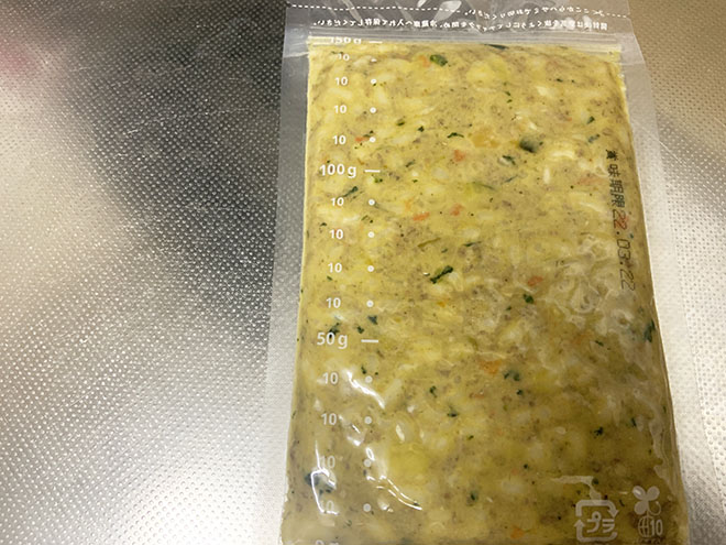 ペトコトドッグフードの裏面