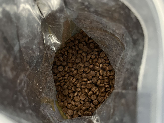 シーザードッグフードの中身