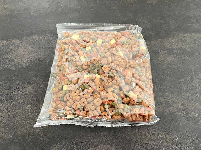 コンボドッグフードの小袋