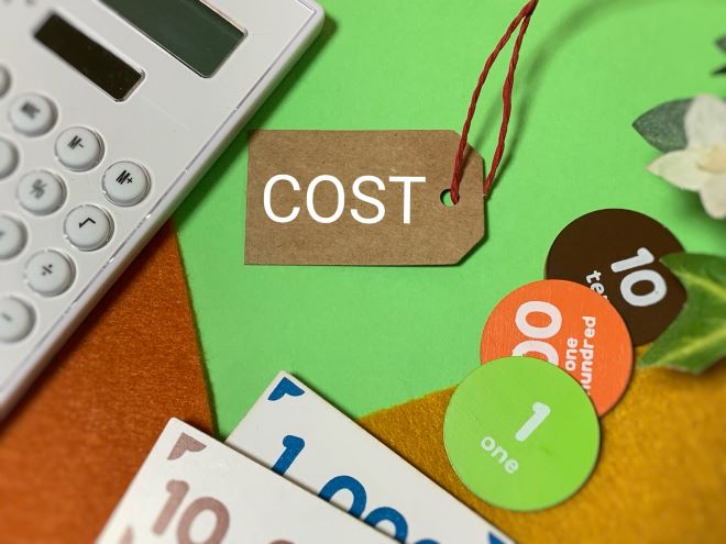 コスト